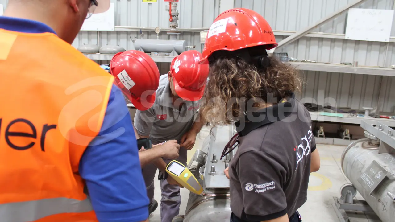 Mechanical PantographType Primary Seals and Secondary Double WiperSeals Project Underway in Zueitina Terminal 11